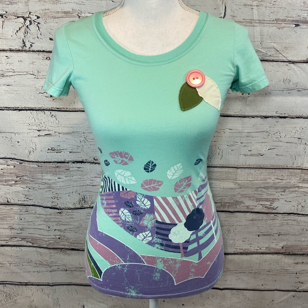 CRAFTY COUTURE T-Shirt Patchwork Light Green Purple & Pink w Buttons-PS